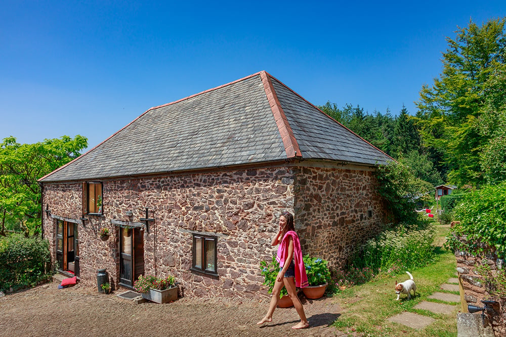 Adjacent Allensdown Barn accommodation